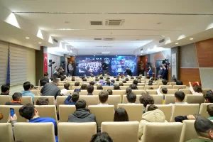 DİYARBAKIR (AA) – Türkiye'nin ilk astronotu Alper Gezeravcı, astronot olmak