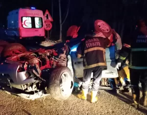 ADANA (AA) – Adana'nın Ceyhan ilçesinde, devrilen cipin sürücüsü yaşamını