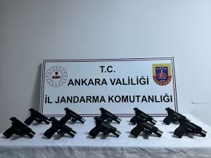 ANKARA (AA) – Ankara'da jandarma ekipleri, Adana'dan kargoyla ruhsatsız tabancalar