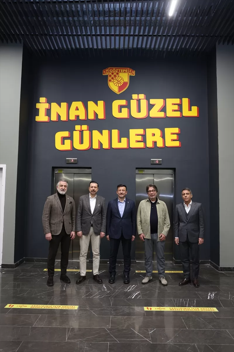 AK Parti İzmir Büyükşehir Belediye Başkan adayı Dağ, Altay ve Göztepe Spor Kulüplerini ziyaret etti