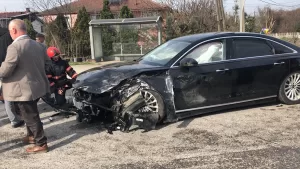 - Akyazı ilçesindeki kazada yaralanan İnci ile 4 kişi hastanelere