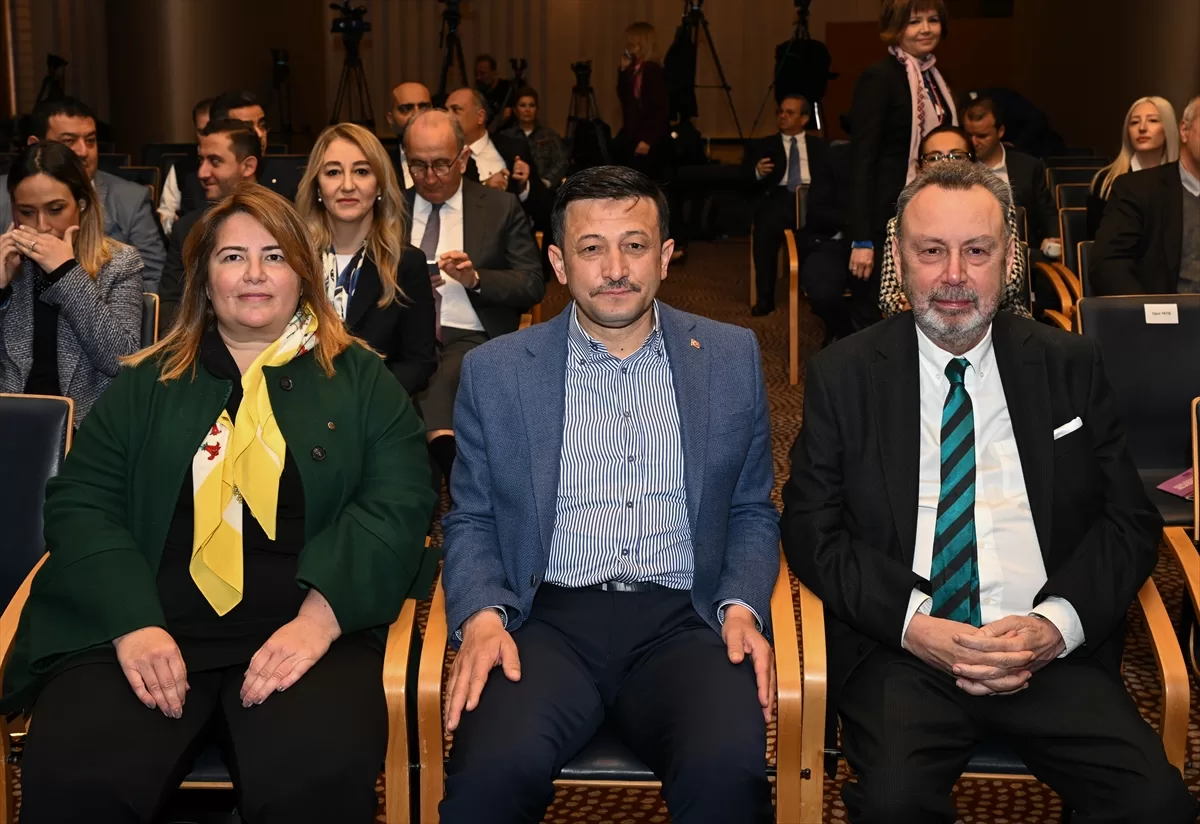 AK Parti'nin İzmir adayı Dağ, ESİAD Yüksek İstişare Konseyi Toplantısı'nda konuştu: