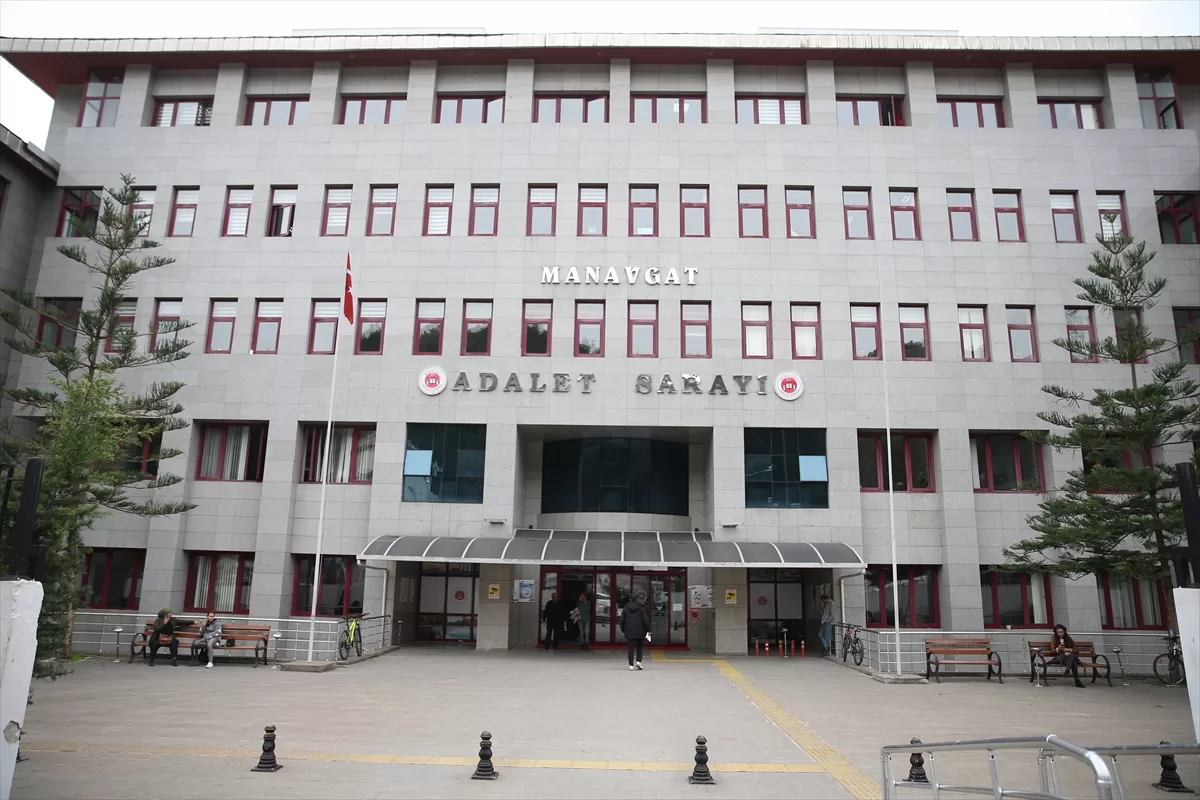 Antalya'da İYİ Partinin eski ilçe başkanına yönelik silahlı saldırıya ilişkin 4 şüpheli daha tutuklandı
