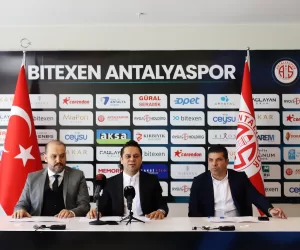 ANTALYA (AA) – Antalyaspor Kulübü Başkan Vekili Deniz Ali Yeşil,