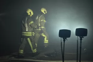 İSTANBUL (AA) – Avcılar'da tekstil fabrikasında çıkan yangına itfaiye 70