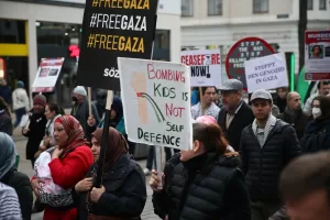 VİYANA (AA) – Avusturya’nın başkenti Viyana’da, İsrail’in Gazze’ye yönelik saldırıları