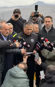 - "Aradığımız arkadaşlardan 5'inin konteyner içerisinde, 3'ünün araç içerisinde ve