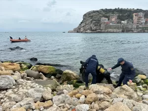 BARTIN (AA) – Bartın'ın Amasra ilçesinde denize girdikten sonra kaybolan