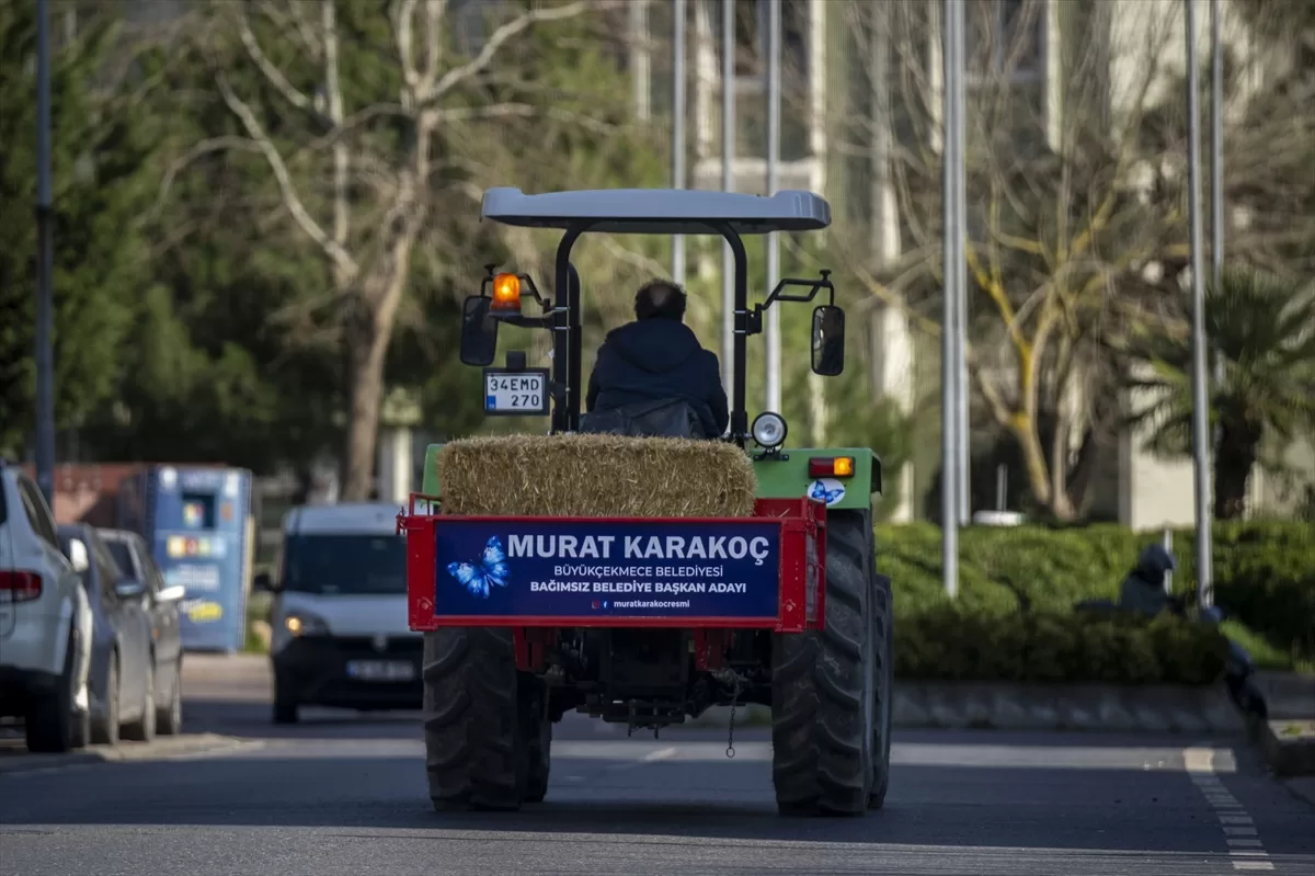 Büyükçekmece'nin bağımsız başkan adayı tarım araçlarıyla seçim çalışması yapıyor