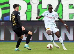 - Çaykur Rizespor: 0 - TÜMOSAN Konyaspor: 0 (İlk yarı)