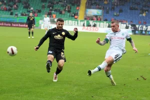 - Çaykur Rizespor: 0 - TÜMOSAN Konyaspor: 0