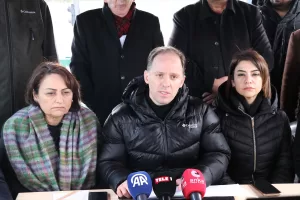 ERZİNCAN (AA) – CHP Genel Başkan Yardımcıları Deniz Yavuzyılmaz ve