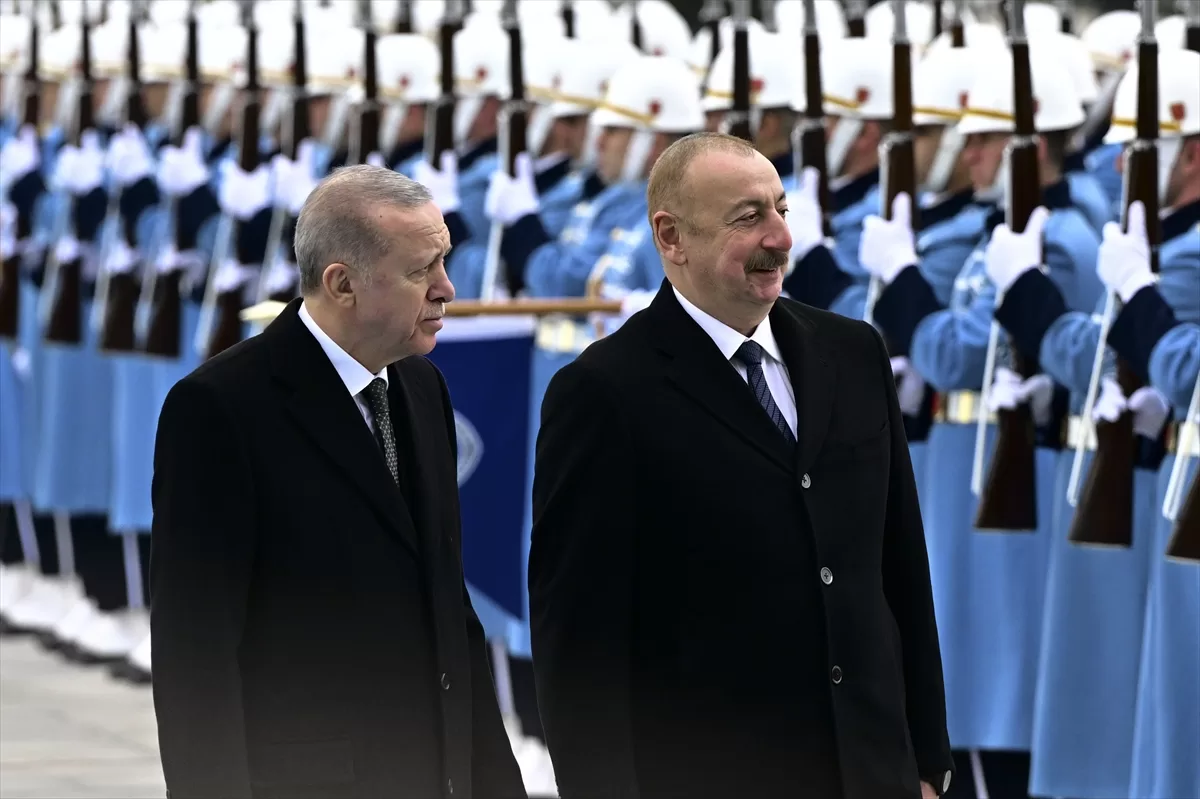 Cumhurbaşkanı Erdoğan, Azerbaycan Cumhurbaşkanı Aliyev'i resmi törenle karşıladı