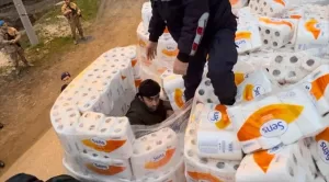 - İnsan kaçakçılığı yaptığı iddia edilen sürücü gözaltına alındı