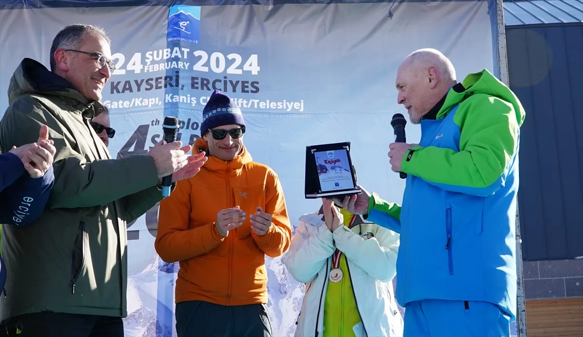 Erciyes'te Diplomatik Kayak ve Snowboard Yarışı yapıldı