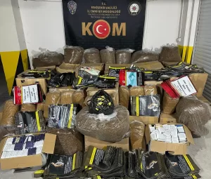 ESKİŞEHİR (AA) – Eskişehir'de düzenlenen kaçakçılık operasyonunda 18 zanlı gözaltına