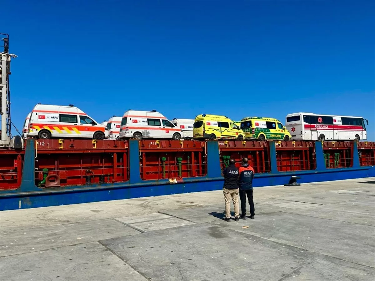 Hayrat İnsani Yardım Derneği 7 Ekim'den bu yana Gazze'ye 800 tonu aşkın yardım gönderdi