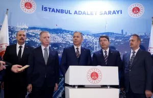 - "İstanbul Emniyetimiz, bu menfur saldırı girişiminden hemen sonra 25
