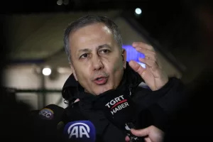 ERZİNCAN (AA) – İçişleri Bakanı Ali Yerlikaya, Erzincan'ın İliç ilçesindeki