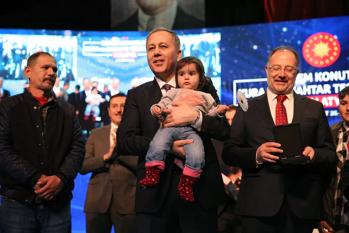 - "Tüm dünya diyor ki 'Dünyanın en büyük konut seferberliğini