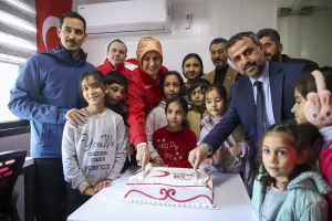 GAZİANTEP (AA) – Gaziantep'in İslahiye ilçesindeki konteyner kentte, Türk Kızılay