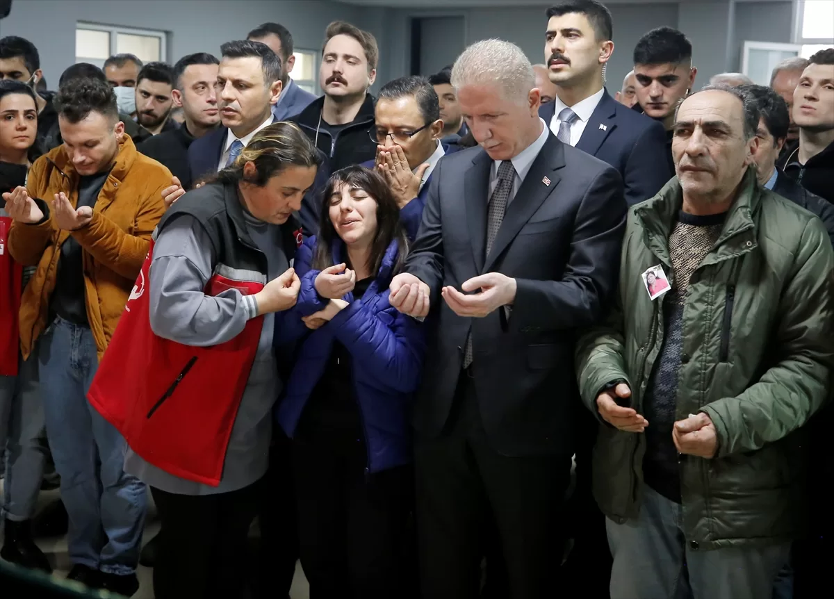 İstanbul Adliyesi'ndeki terör saldırısında hayatını kaybeden Karataş son yolculuğuna uğurlandı