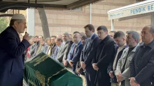 İSTANBUL (AA) – Başakşehir'de, yolun karşısına geçerken otomobilin çarpması sonucu