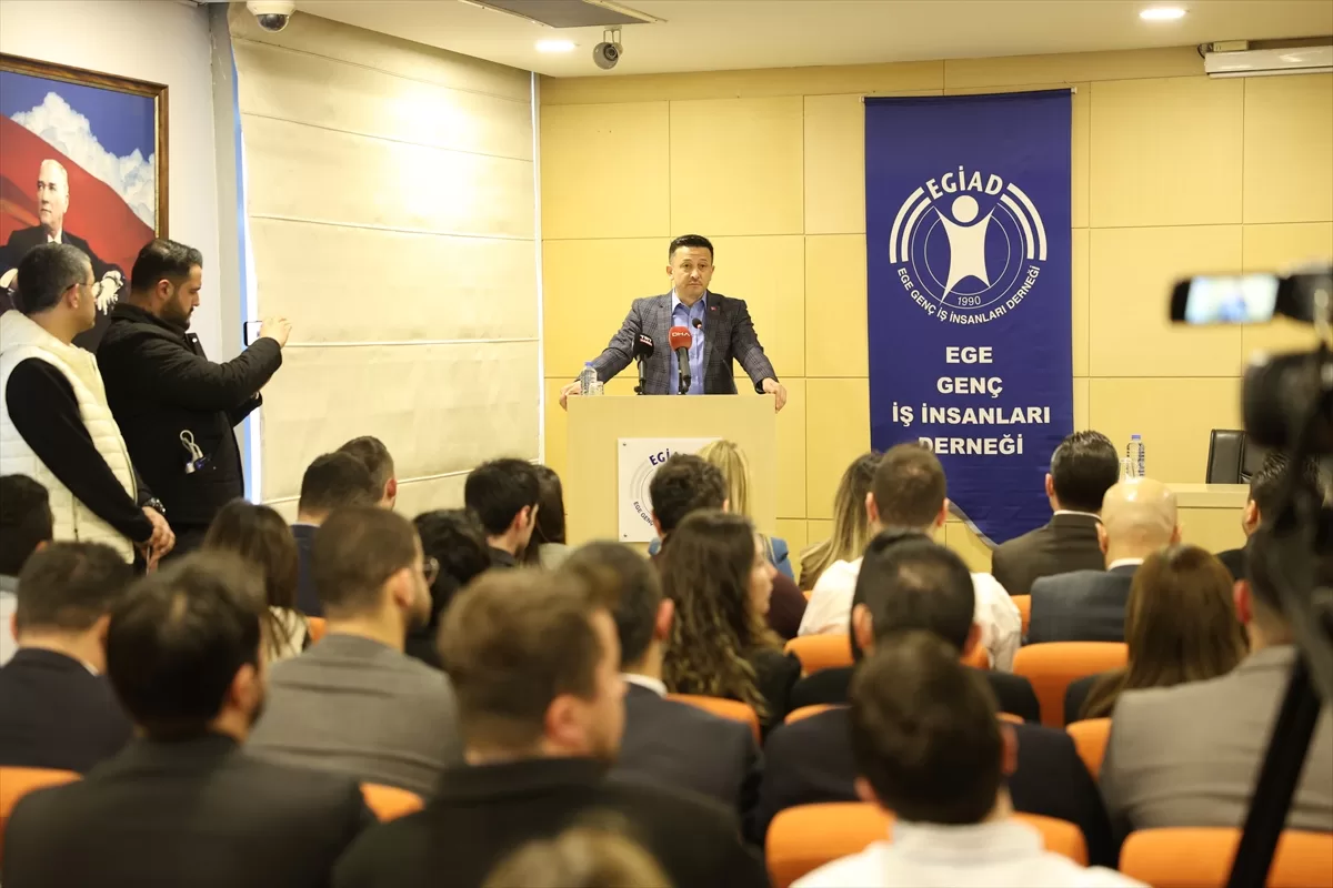 İzmir Büyükşehir Belediye Başkan adayı Dağ, genç iş insanlarıyla buluştu: