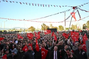 - "İzmir CHP il kongresinde kapalı oylamada 522 delegenin 508'inin