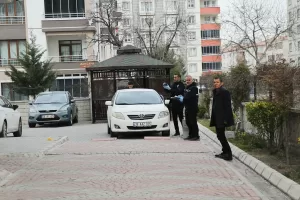 KAYSERİ (AA) – Kayseri'de oturduğu apartmanın 6. kat balkonundan düşen