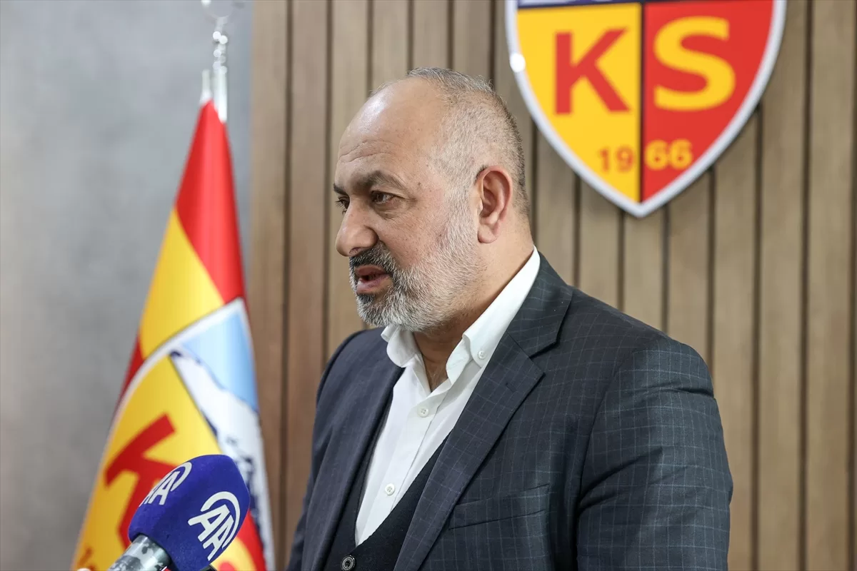 Kayserispor Kulübü Başkanı Ali Çamlı, takıma ve Burak Yılmaz'a güveniyor: