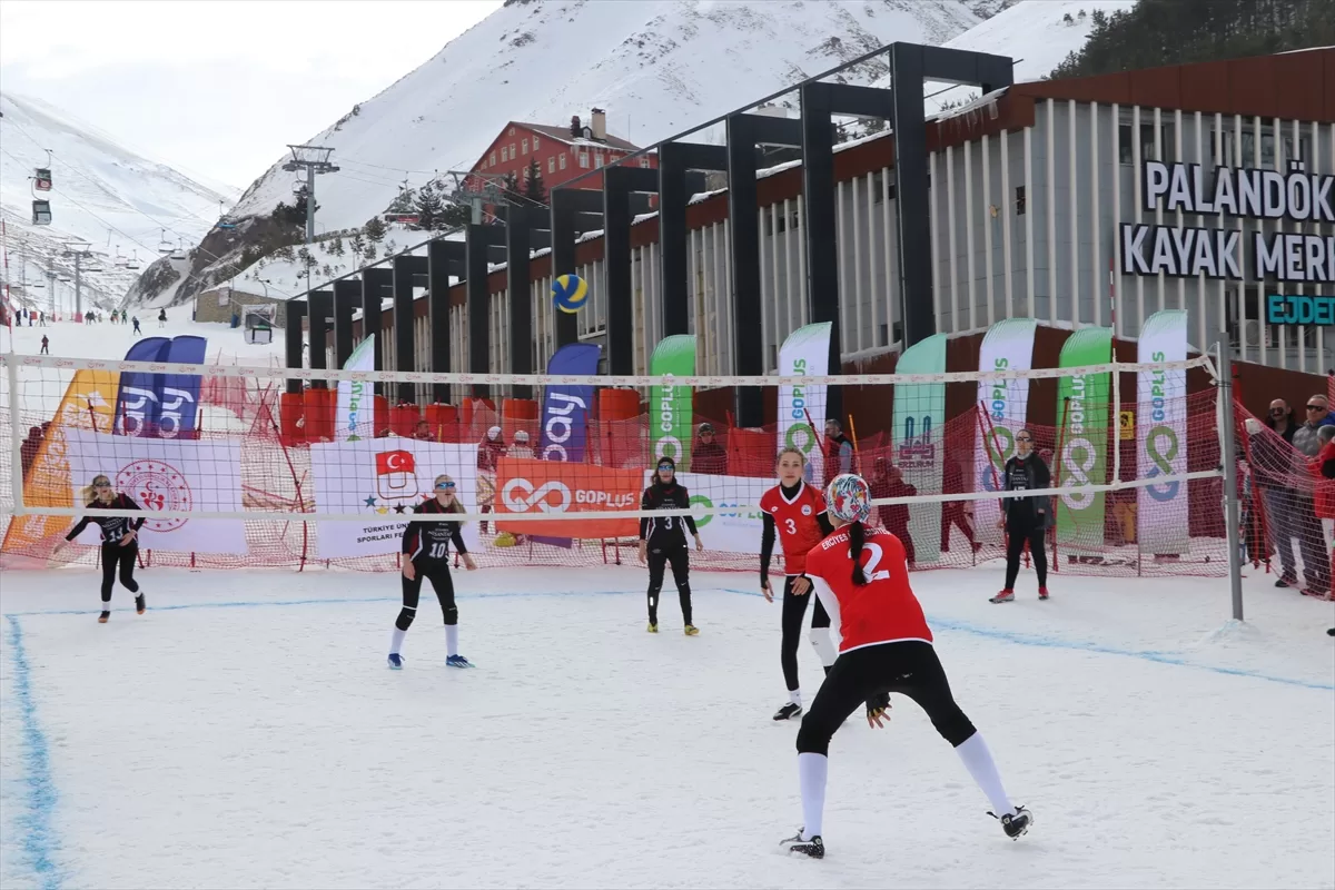 Kış Spor Oyunları ile üniversiteli sporcular deneyim kazanıyor
