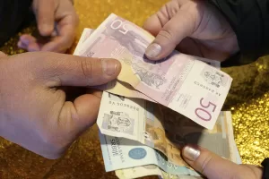 GRAÇANİCA (AA) – Kosova Merkez Bankasının (BQK) ülkede nakit ödeme