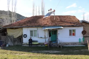 KÜTAHYA (AA) – MUHARREM CİN – Kütahyalı 87 yaşındaki İbrahim