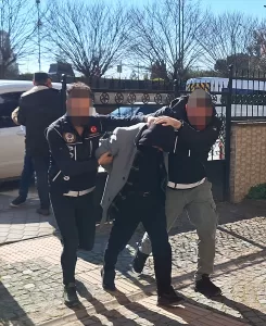 SAMSUN (AA) – Samsun'un Bafra ilçesinde üzerinde uyuşturucu ele geçirilen