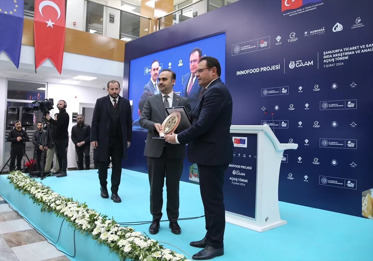 Sanayi ve Teknoloji Bakanı Kacır, Şanlıurfa'da Gıda Araştırma ve Analiz Merkezinin açılışına katıldı: