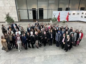 BERLİN (AA) – Türkiye Büyük Millet Meclisi (TBMM) Kadın Erkek