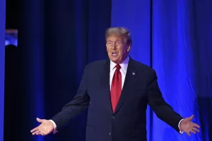 NEW YORK (AA) – Eski ABD Başkanı Donald Trump, "Görevde