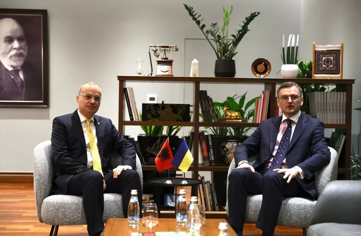 Ukrayna ve Arnavutluk Dışişleri Bakanları Tiran'da görüştü