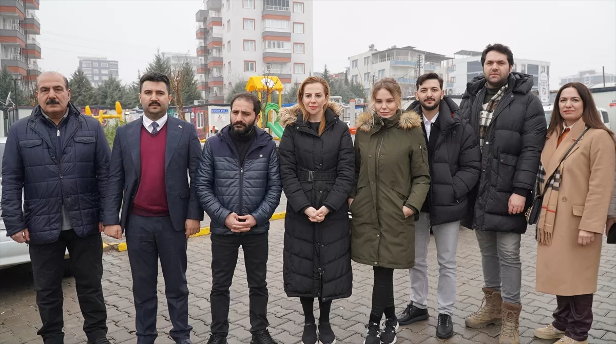 ADIYAMAN (AA) – Cumhurbaşkanlığı İletişim Başkanlığının koordinasyonunda deprem bölgesini ziyaret