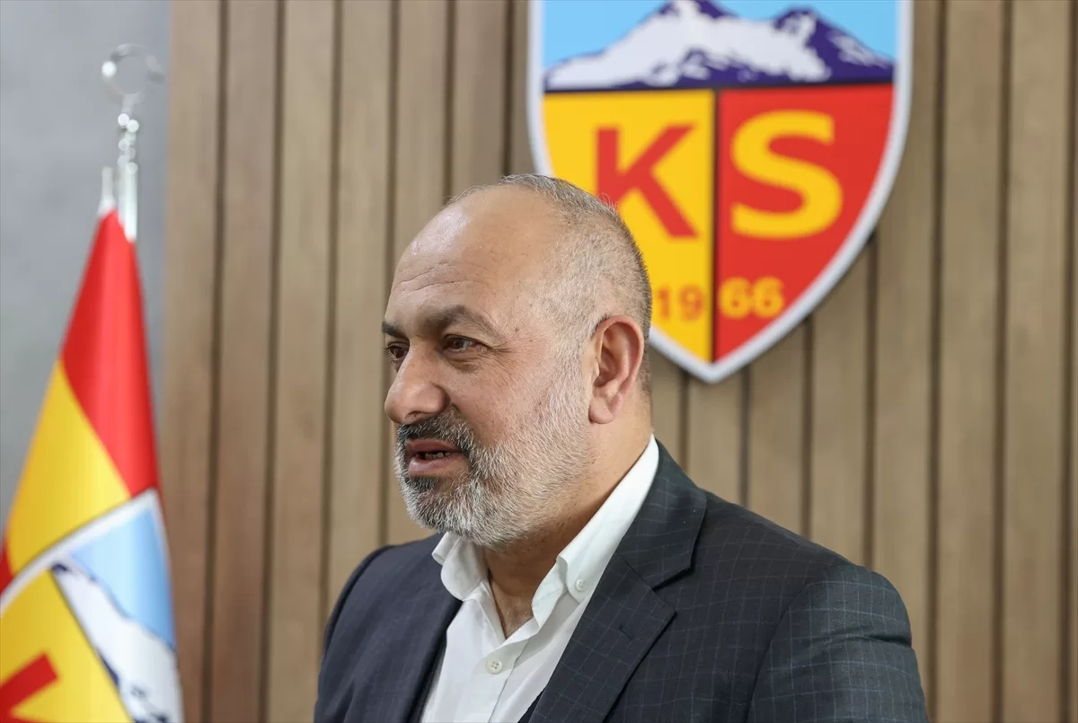 VAR kayıtlarının açıklanmasını değerlendiren Kayserispor Başkanı Çamlı'dan hakemlere destek: