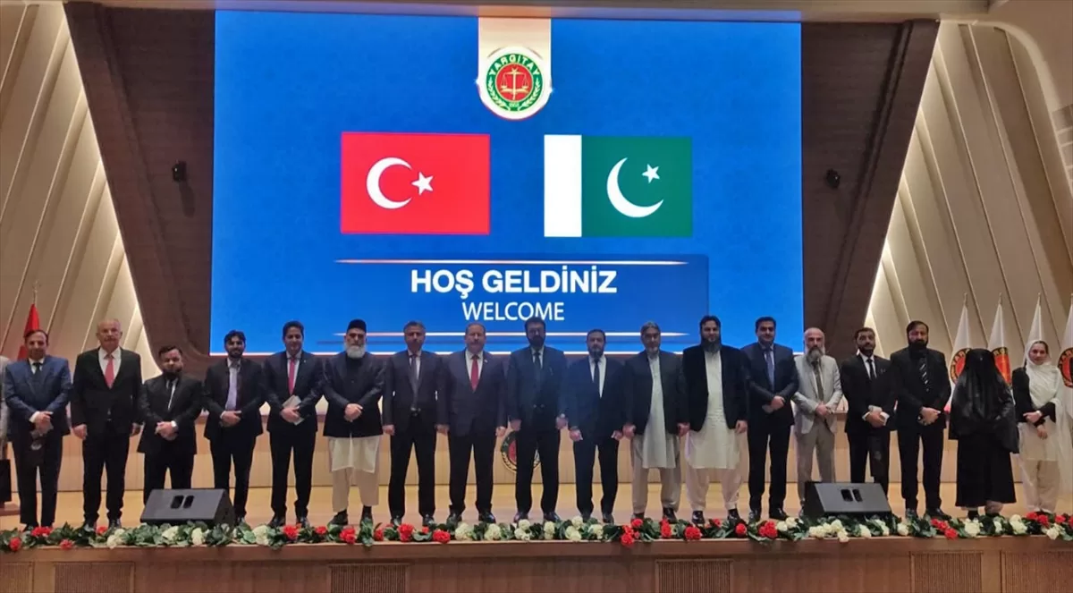 Yargıtay Başkanı Akarca, Pakistan Şeriat Akademisi heyetini kabul etti