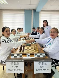 - Satrançta hızlı takım kategorisinde altın madalyayı Polonya, gümüş ve