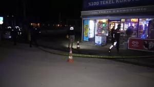 ADANA (AA) – Adana'nın merkez Çukurova ilçesinde çıkan silahlı kavgada