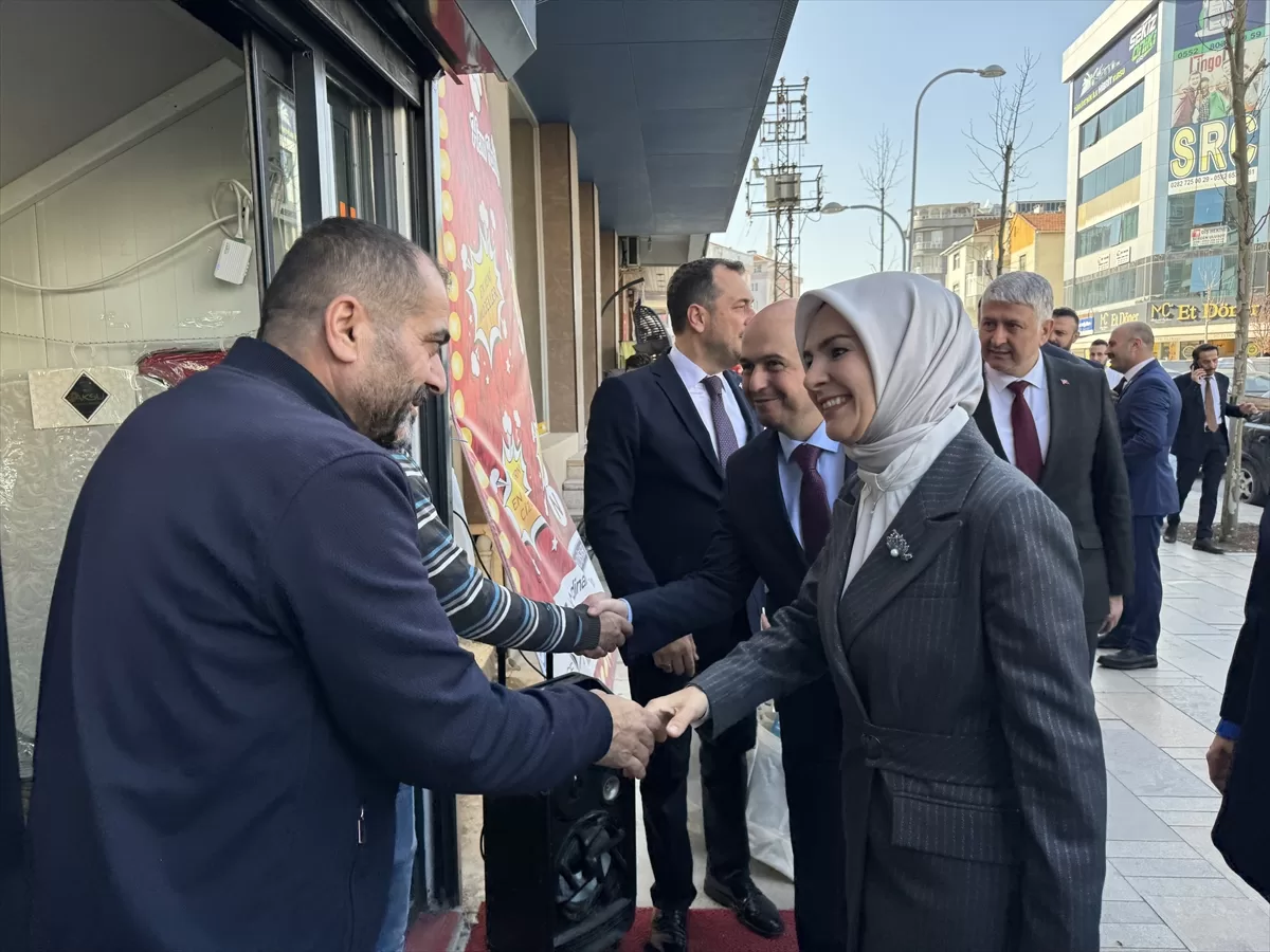 Aile ve Sosyal Hizmetler Bakanı Göktaş, Tekirdağ'da esnaf ziyaretinde bulundu