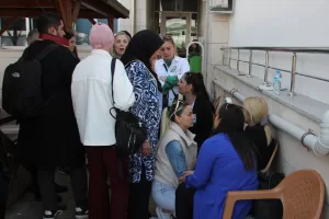 - Mahkeme başkanı, sanığın devlet memuru olması ve idari makamlardan