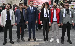 ANKARA (AA) – Atama Bekleyen Öğretmenler Platformu üyeleri, "öğretmenlere mülakatsız