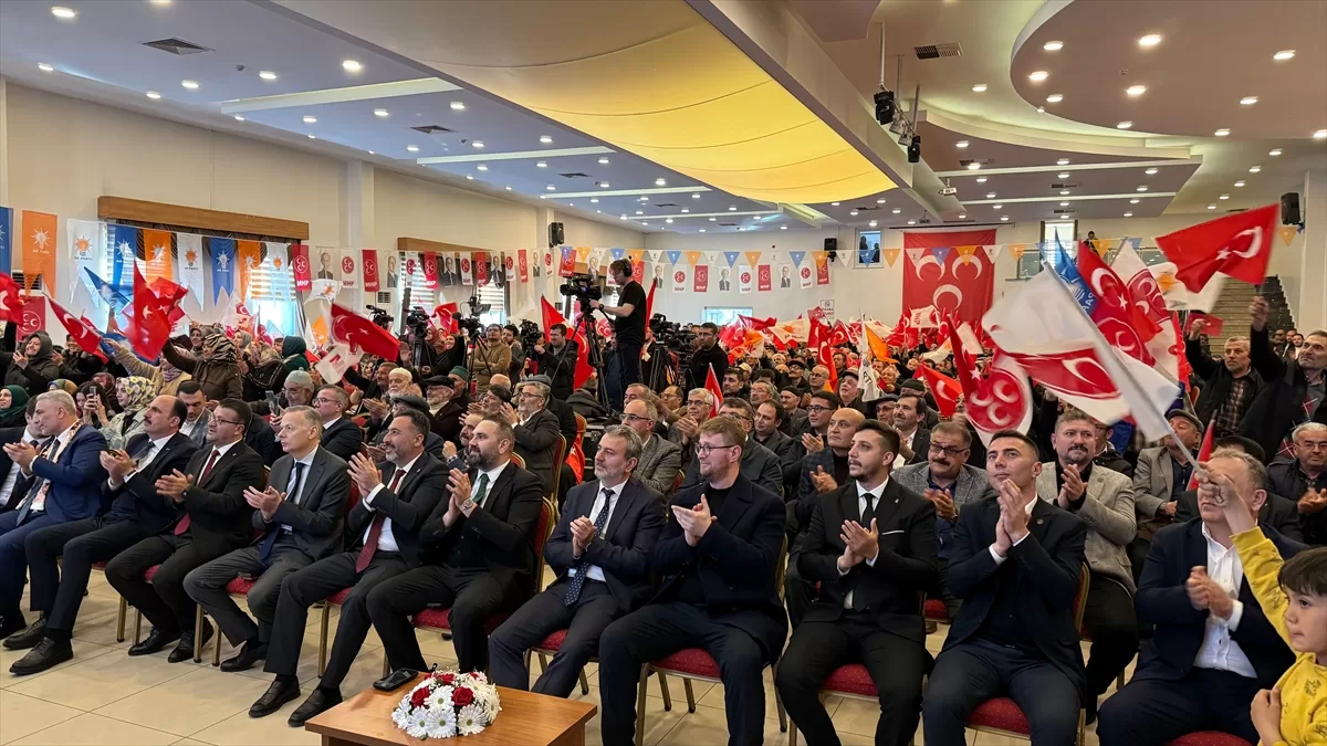 Bakan Bolat, Konya'da hemşehrilerinden Murat Kurum için destek istedi: