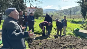 BALIKESİR (AA) – Balıkesir'in Bigadiç ilçesinde önce mağarada daha sonra