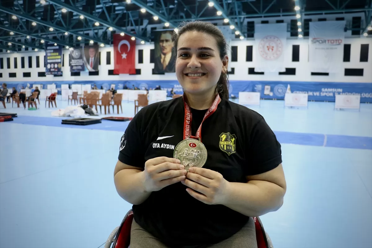 Bedensel engelli milli bilek güreşçi Oya Aydın'ın hedefi dünya şampiyonluğu: